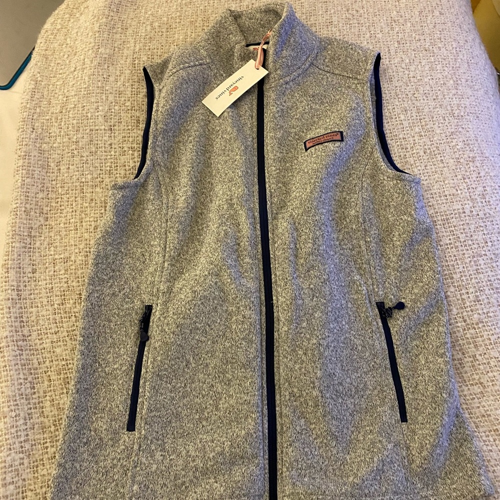 Vineyard Vines Vest - Picture 8 of 9